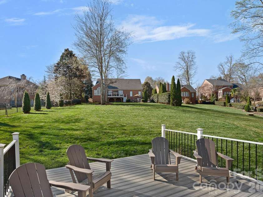 2474 Green Point Lane, Denver, NC 28037.  MLS# CAR4356317, YatesRealty ID 27526. 