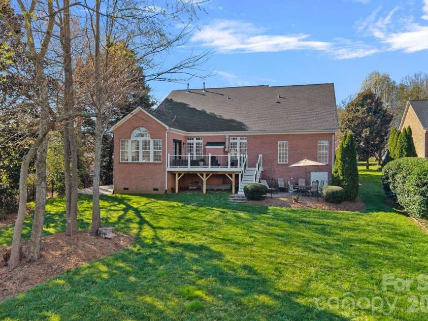 2474 Green Point Lane, Denver, NC 28037.  MLS# CAR4356317, YatesRealty ID 27526. 