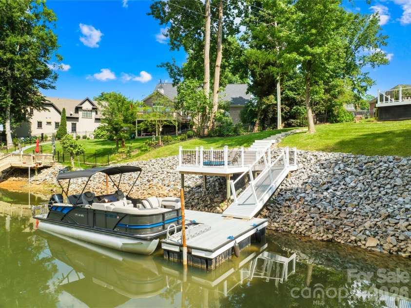 2474 Green Point Lane, Denver, NC 28037.  MLS# CAR4356317, YatesRealty ID 27526. 