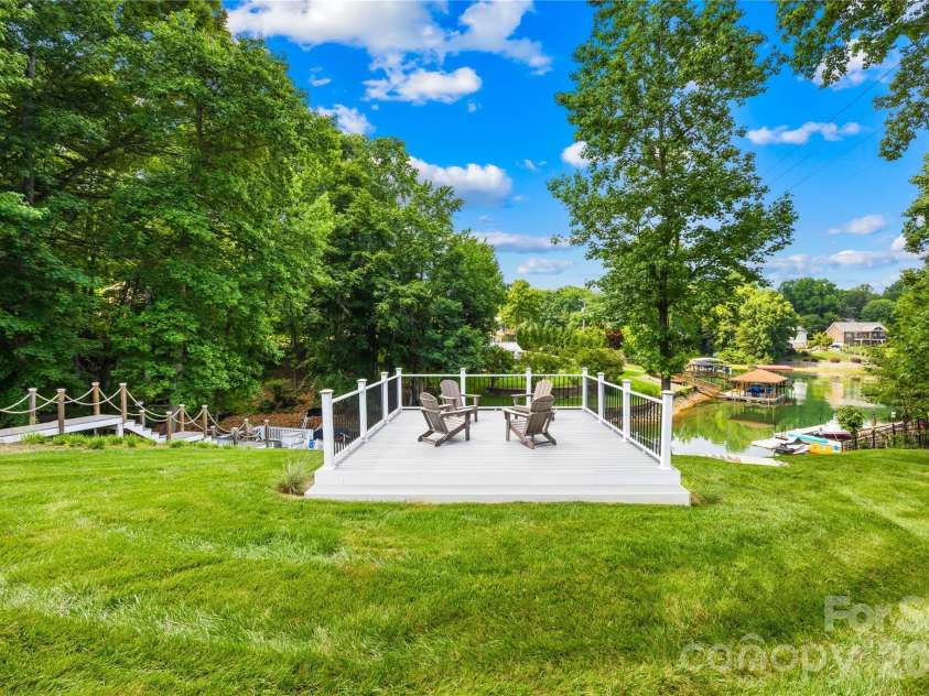 2474 Green Point Lane, Denver, NC 28037.  MLS# CAR4356317, YatesRealty ID 27526. 