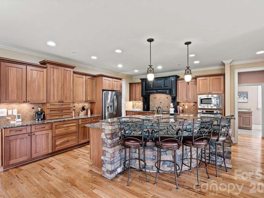 336 Kenway Loop, Mooresville, NC 28117.  MLS# CAR4387334, YatesRealty ID 27527. 