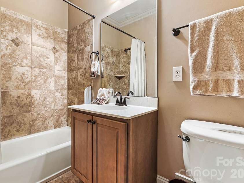 336 Kenway Loop, Mooresville, NC 28117.  MLS# CAR4387334, YatesRealty ID 27527. 