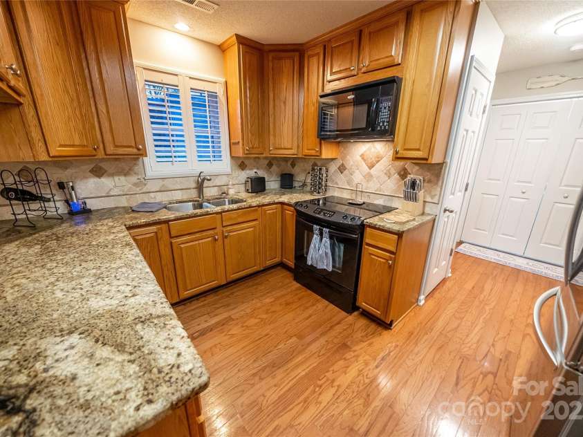 696 Springwood Drive, Mount Gilead, NC 27306.  MLS# CAR4279516, YatesRealty ID 27528. 