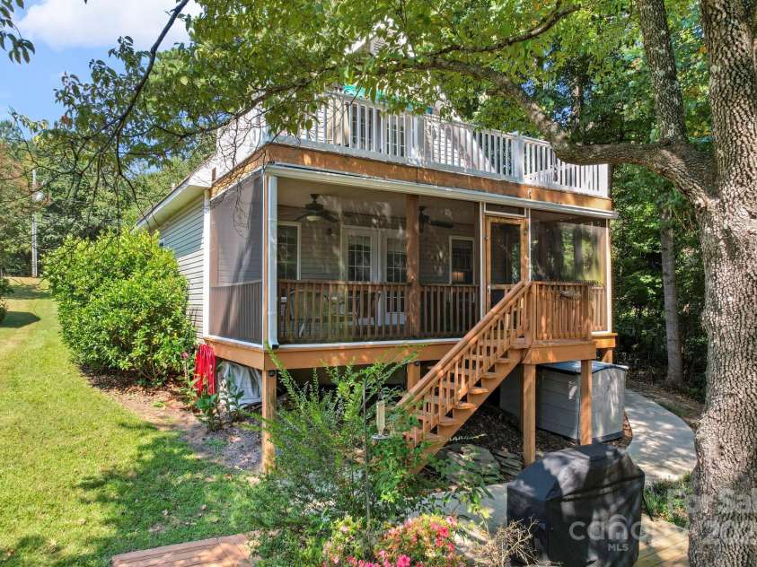 696 Springwood Drive, Mount Gilead, NC 27306.  MLS# CAR4279516, YatesRealty ID 27528. 