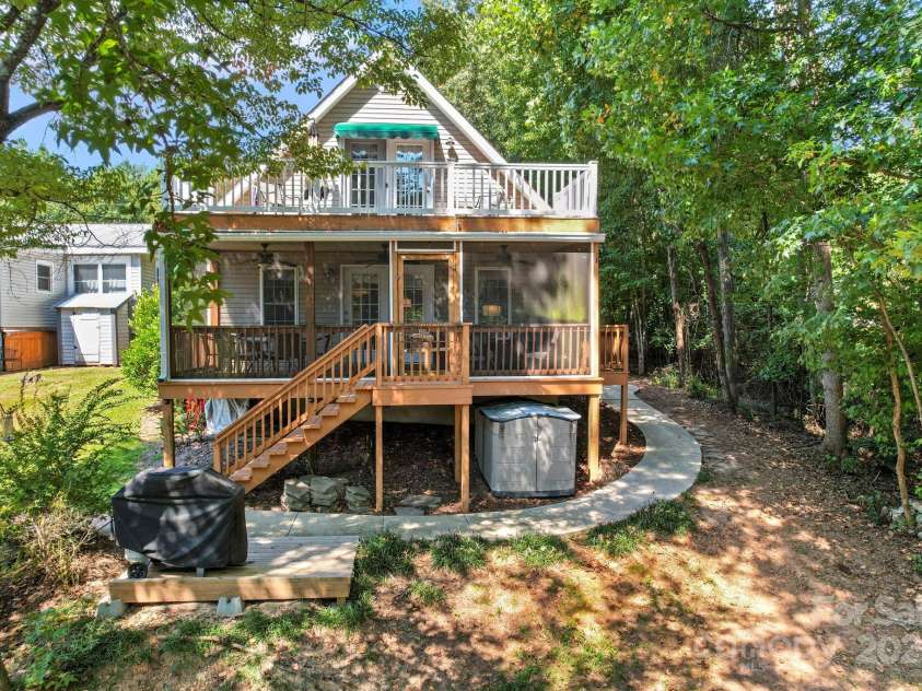 696 Springwood Drive, Mount Gilead, NC 27306.  MLS# CAR4279516, YatesRealty ID 27528. 