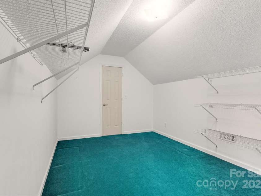 207 Milford Drive, Salisbury, NC 28144.  MLS# CAR4309559, YatesRealty ID 2753. 