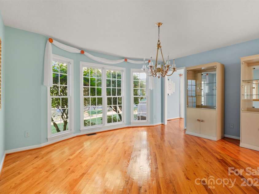 207 Milford Drive, Salisbury, NC 28144.  MLS# CAR4309559, YatesRealty ID 2753. 