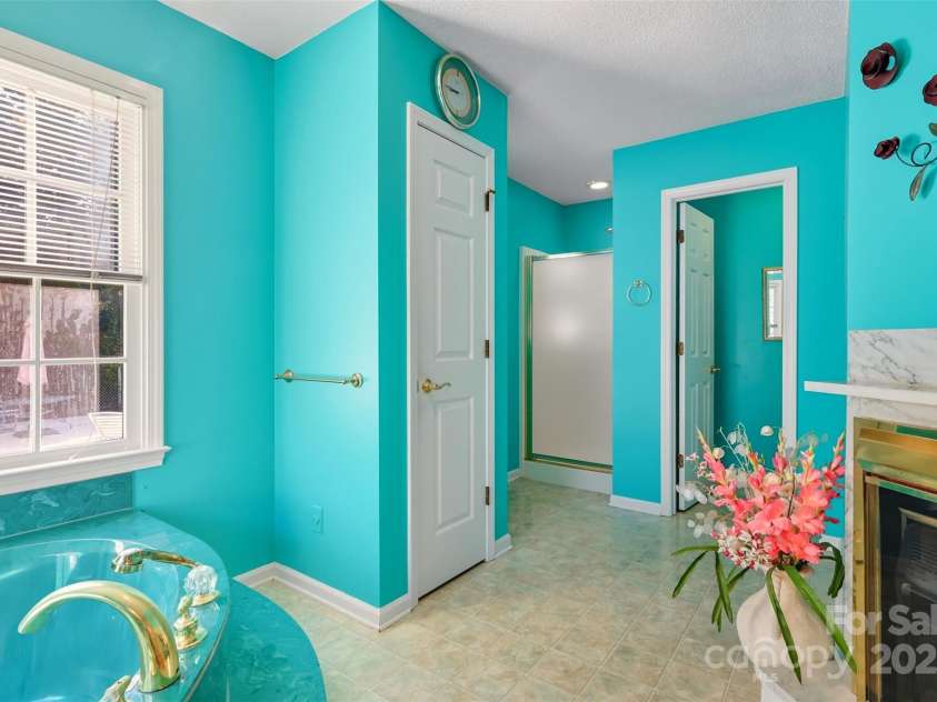 207 Milford Drive, Salisbury, NC 28144.  MLS# CAR4309559, YatesRealty ID 2753. 