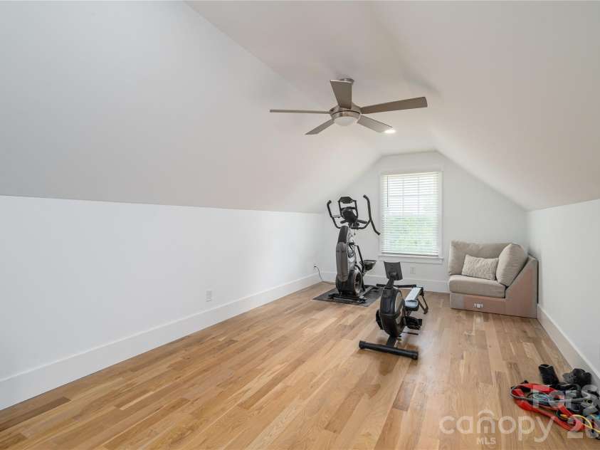 2725 Eagle Drive, Lincolnton, NC 28092.  MLS# CAR4387152, YatesRealty ID 27532. Bonus Room