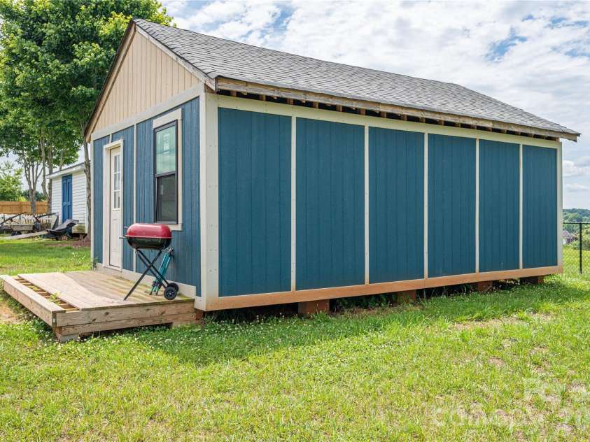 2725 Eagle Drive, Lincolnton, NC 28092.  MLS# CAR4387152, YatesRealty ID 27532. Shed conveys