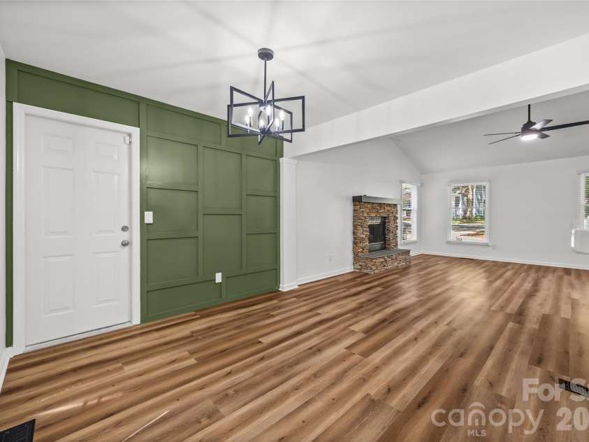 5043 Suwarrow Circle, Tega Cay, SC 29708.  MLS# CAR4379633, YatesRealty ID 27533. 