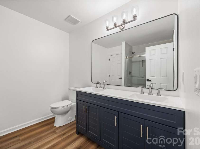 5043 Suwarrow Circle, Tega Cay, SC 29708.  MLS# CAR4379633, YatesRealty ID 27533. 