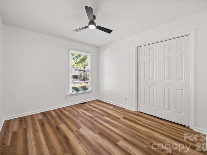 5043 Suwarrow Circle, Tega Cay, SC 29708.  MLS# CAR4379633, YatesRealty ID 27533. 