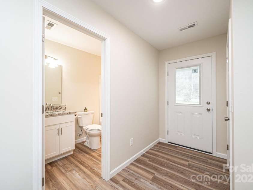 1214 Winter Place, Lenoir, NC 28645.  MLS# CAR4293301, YatesRealty ID 27534. 