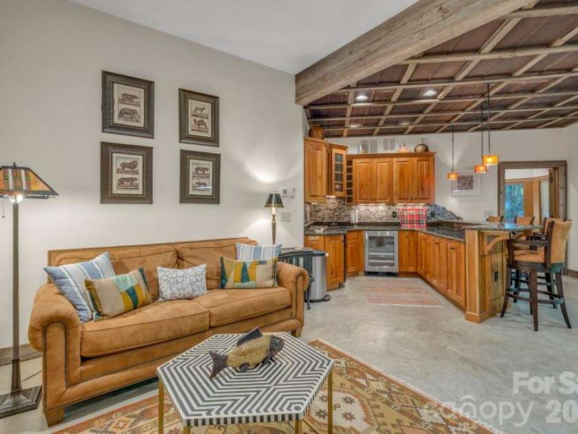 355 Oakley Green None, Boone, NC 28607.  MLS# CAR4382416, YatesRealty ID 27534. 