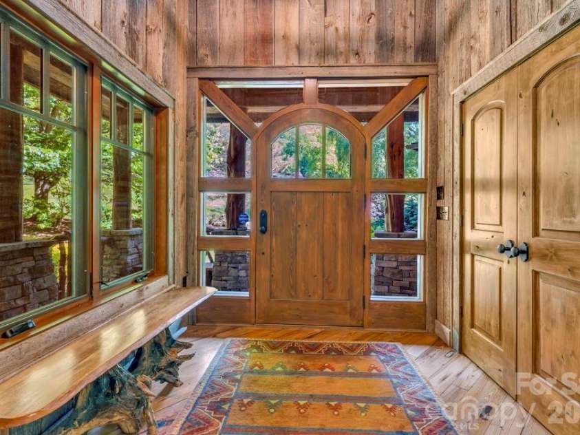 355 Oakley Green None, Boone, NC 28607.  MLS# CAR4382416, YatesRealty ID 27534. Foyer