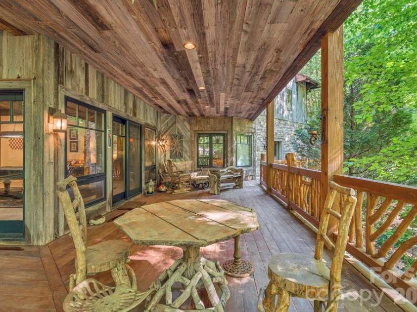 355 Oakley Green None, Boone, NC 28607.  MLS# CAR4382416, YatesRealty ID 27534. Lower-level deck
