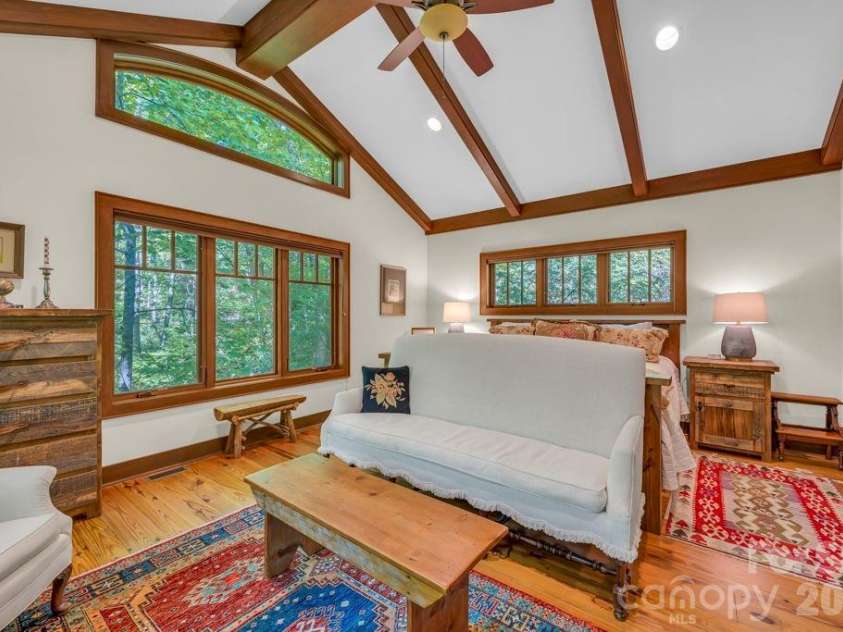 355 Oakley Green None, Boone, NC 28607.  MLS# CAR4382416, YatesRealty ID 27534. Main-level primary suite