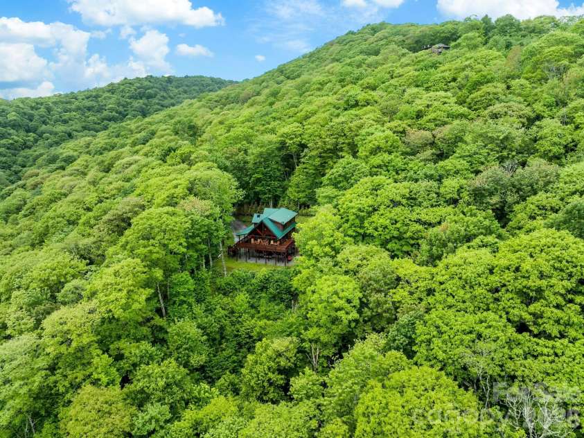 84 Sky Drive, Maggie Valley, NC 28751.  MLS# CAR4384480, YatesRealty ID 27535. 
