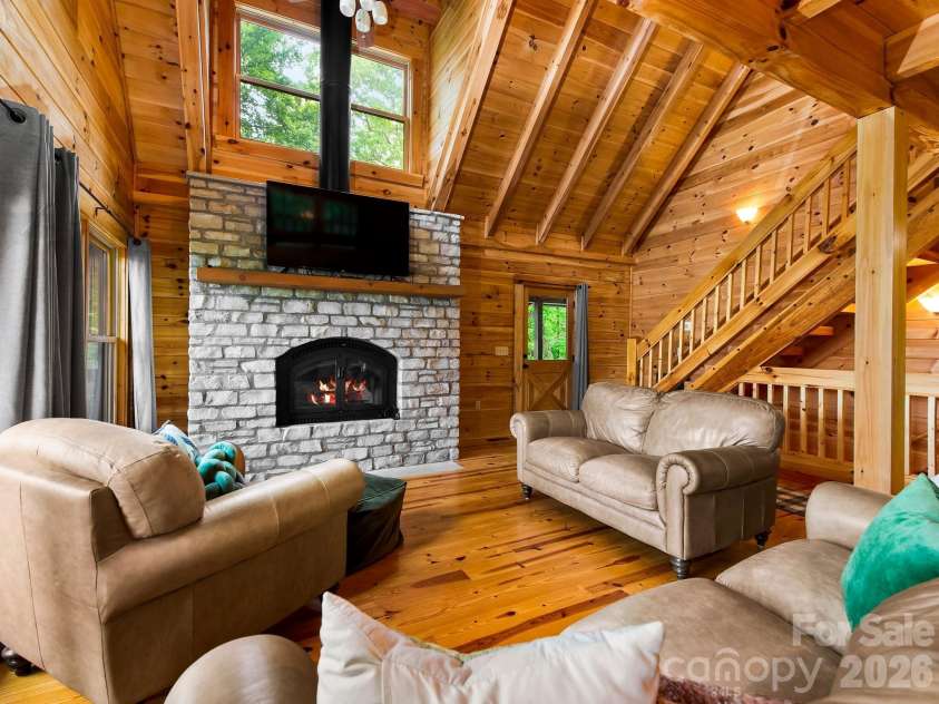 84 Sky Drive, Maggie Valley, NC 28751.  MLS# CAR4384480, YatesRealty ID 27535. 