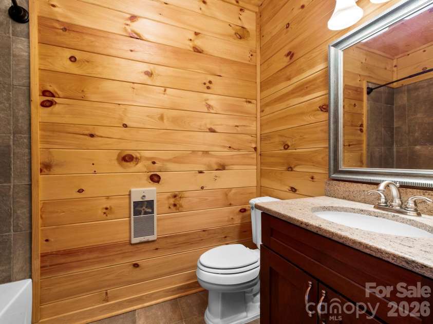 84 Sky Drive, Maggie Valley, NC 28751.  MLS# CAR4384480, YatesRealty ID 27535. 