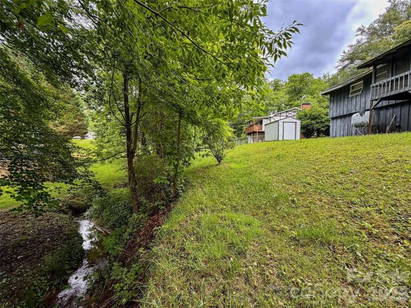 133 Jarvis Street, Waynesville, NC 28786.  MLS# CAR4385471, YatesRealty ID 27537. 