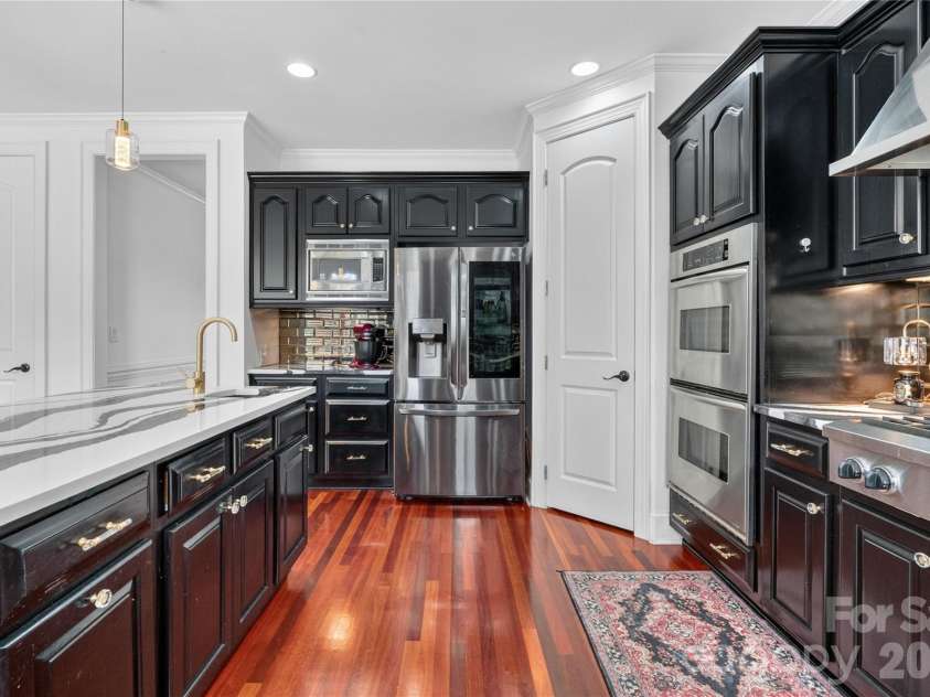 14136 Shaw Drive, Huntersville, NC 28078.  MLS# CAR4394077, YatesRealty ID 27539. 