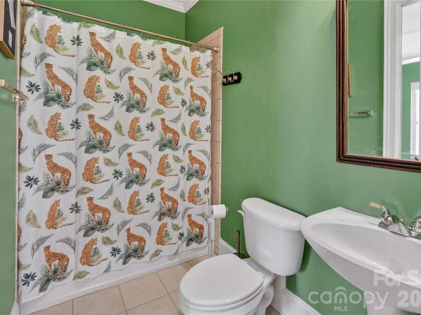 14136 Shaw Drive, Huntersville, NC 28078.  MLS# CAR4394077, YatesRealty ID 27539. 