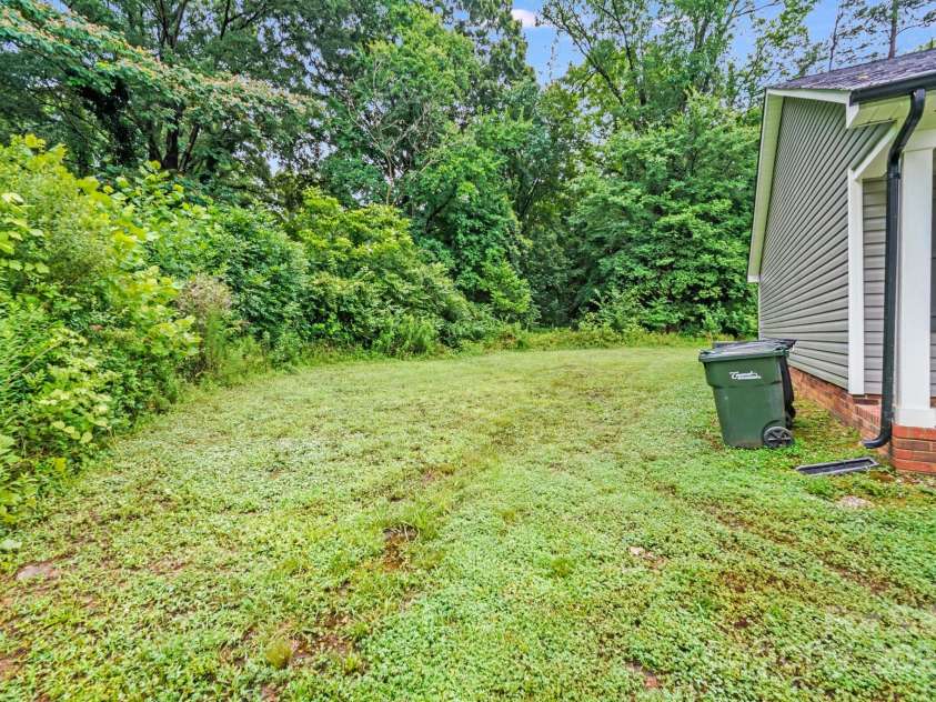 671 Sylvan Street, Concord, NC 28025.  MLS# CAR4276317, YatesRealty ID 27539. 