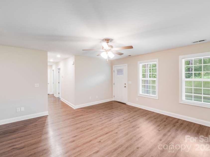 671 Sylvan Street, Concord, NC 28025.  MLS# CAR4276317, YatesRealty ID 27539. 