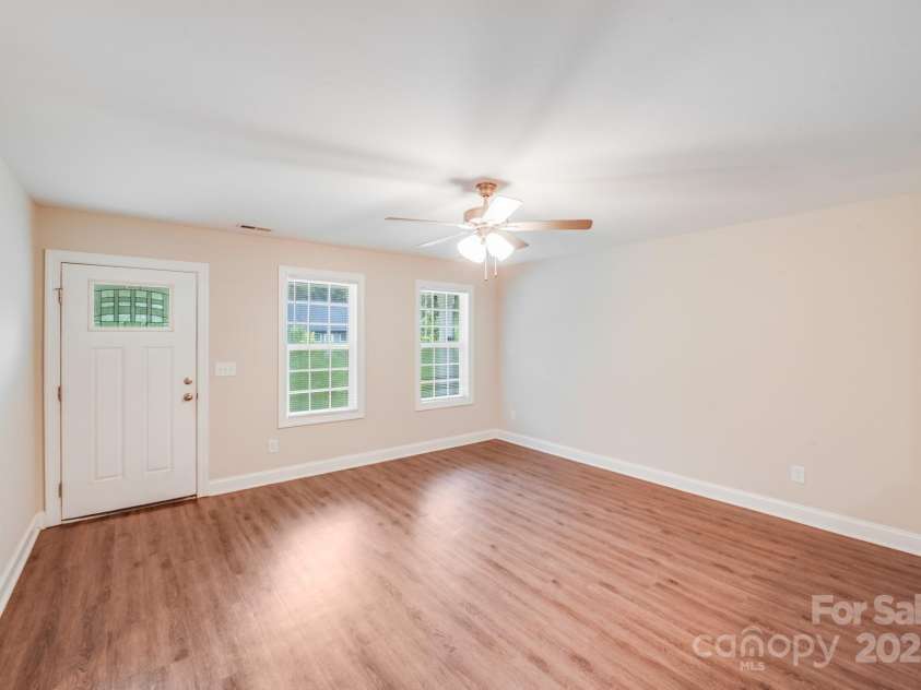 671 Sylvan Street, Concord, NC 28025.  MLS# CAR4276317, YatesRealty ID 27539. 