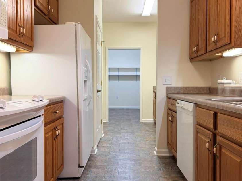 471 26th Avenue, Hickory, NC 28601.  MLS# CAR4330862, YatesRealty ID 2754. 