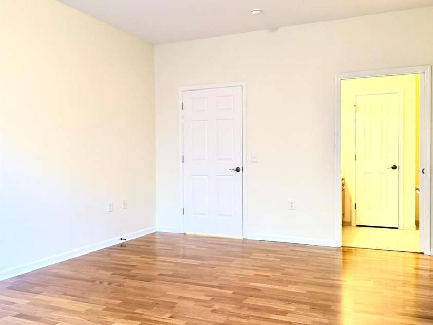 471 26th Avenue, Hickory, NC 28601.  MLS# CAR4330862, YatesRealty ID 2754. 