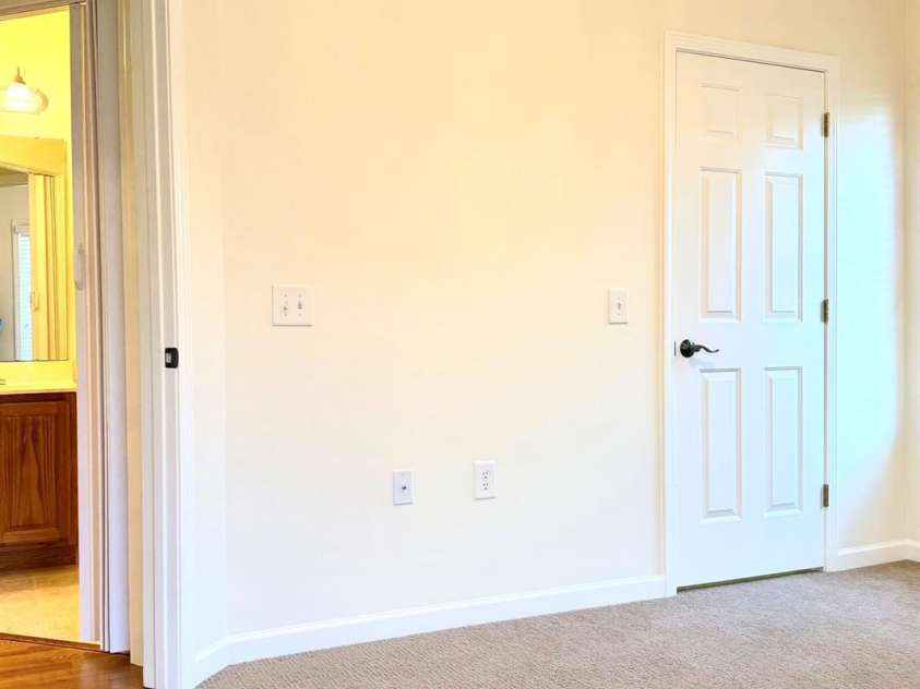 471 26th Avenue, Hickory, NC 28601.  MLS# CAR4330862, YatesRealty ID 2754. 