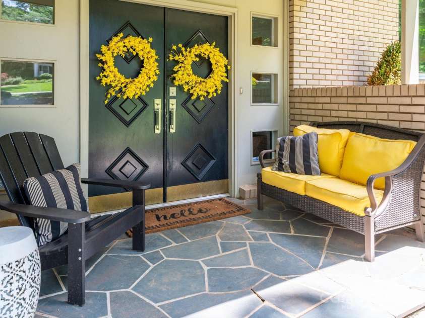 411 Saint Andrews Road, Statesville, NC 28625.  MLS# CAR4266848, YatesRealty ID 27540. 