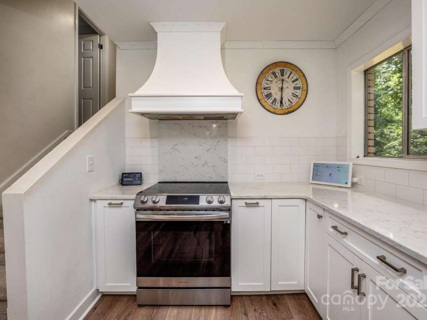 411 Saint Andrews Road, Statesville, NC 28625.  MLS# CAR4266848, YatesRealty ID 27540. 