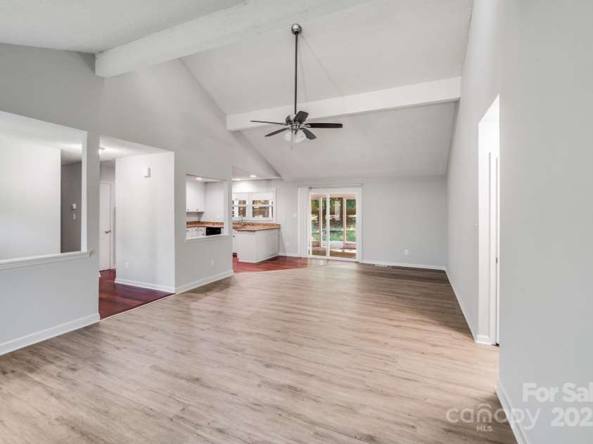 12031 Rock Canyon Drive, Charlotte, NC 28226.  MLS# CAR4277506, YatesRealty ID 27541. 