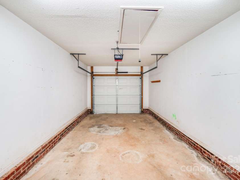 1108 Brookwood Drive, Stanley, NC 28164.  MLS# CAR4279647, YatesRealty ID 27542. 