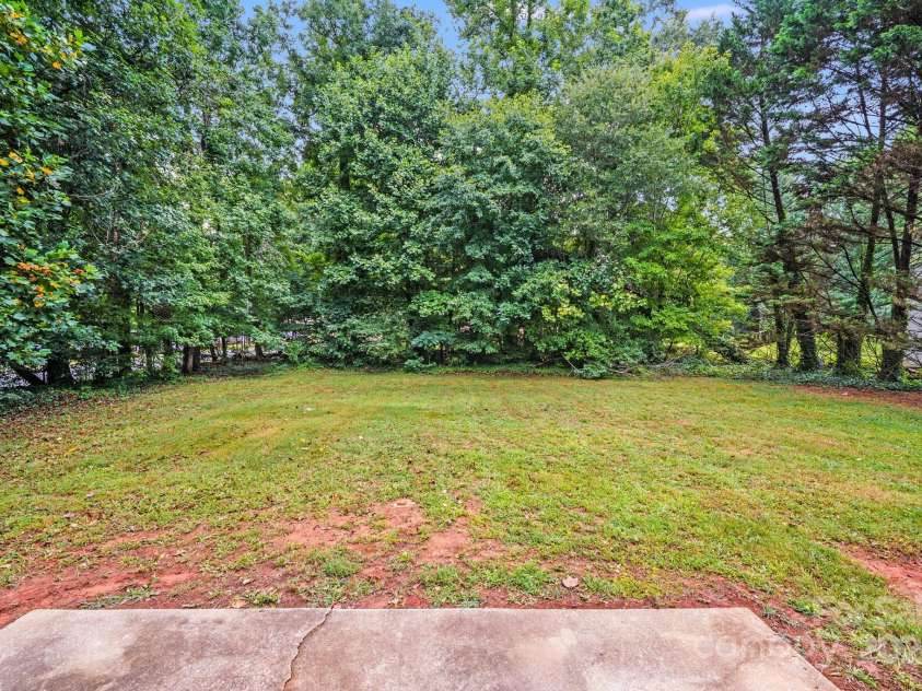 1108 Brookwood Drive, Stanley, NC 28164.  MLS# CAR4279647, YatesRealty ID 27542. 