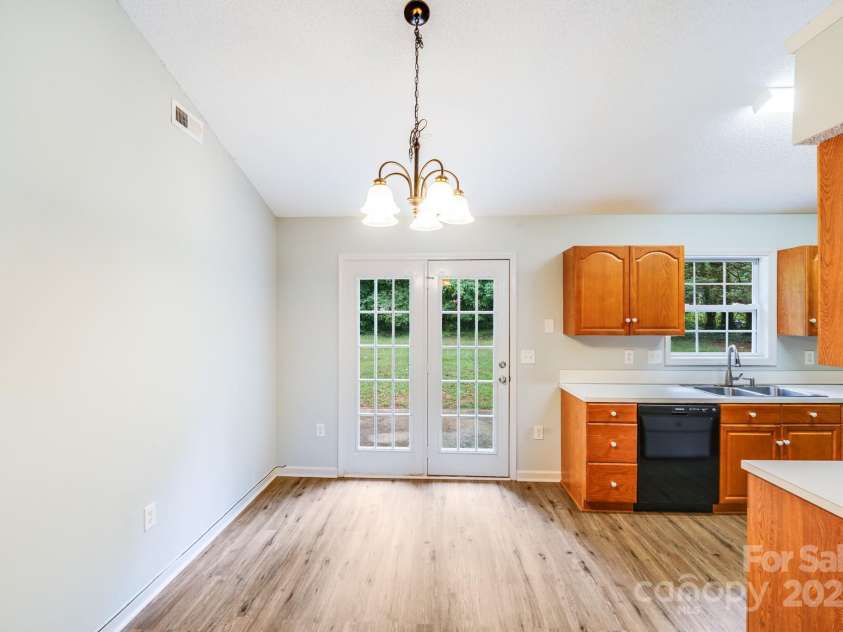 1108 Brookwood Drive, Stanley, NC 28164.  MLS# CAR4279647, YatesRealty ID 27542. 