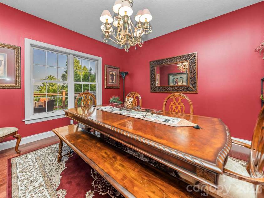 350 Vista Point Drive, Weaverville, NC 28787.  MLS# CAR4384418, YatesRealty ID 27543. Dining