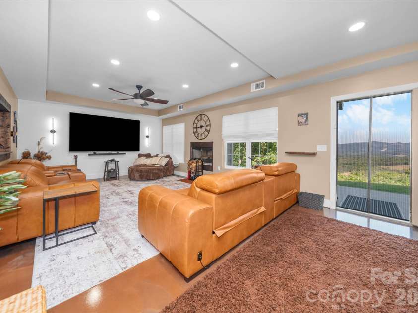 350 Vista Point Drive, Weaverville, NC 28787.  MLS# CAR4384418, YatesRealty ID 27543. Family room 