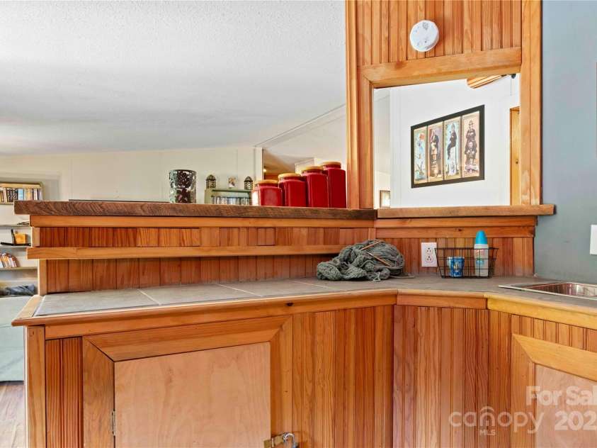 47 Garrett Drive, Nebo, NC 28761.  MLS# CAR4280885, YatesRealty ID 27543. 