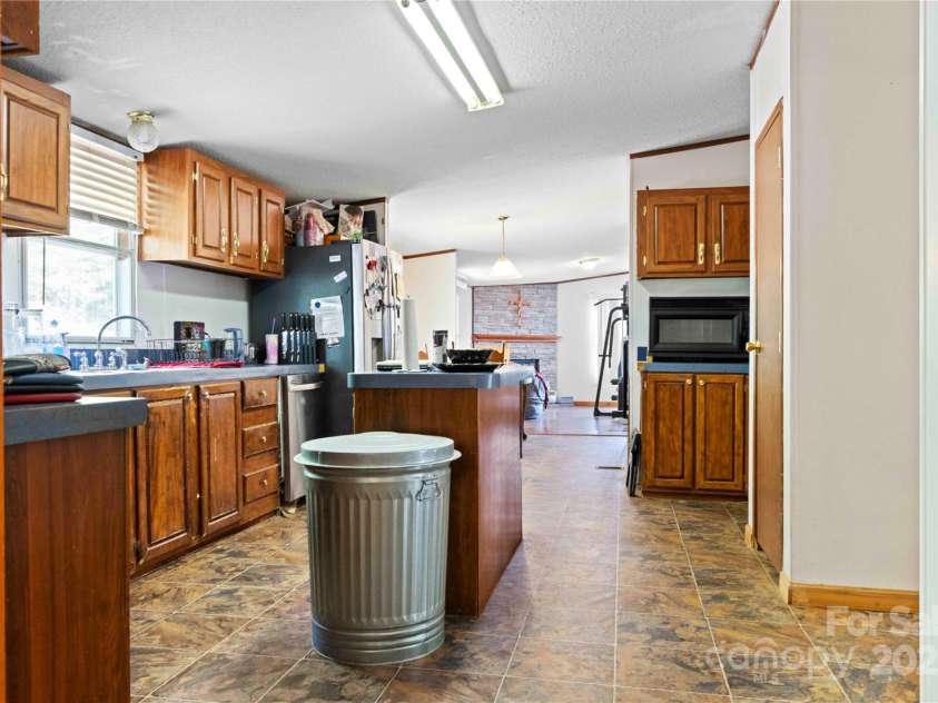 47 Garrett Drive, Nebo, NC 28761.  MLS# CAR4280885, YatesRealty ID 27543. 