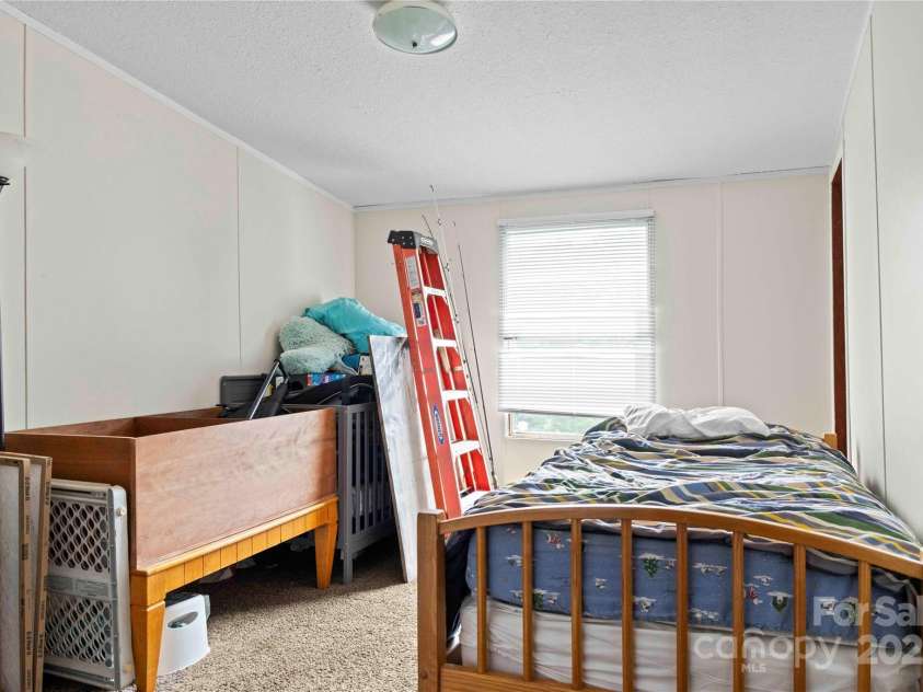 47 Garrett Drive, Nebo, NC 28761.  MLS# CAR4280885, YatesRealty ID 27543. 