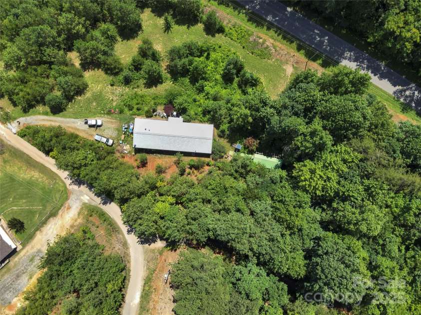 47 Garrett Drive, Nebo, NC 28761.  MLS# CAR4280885, YatesRealty ID 27543. 