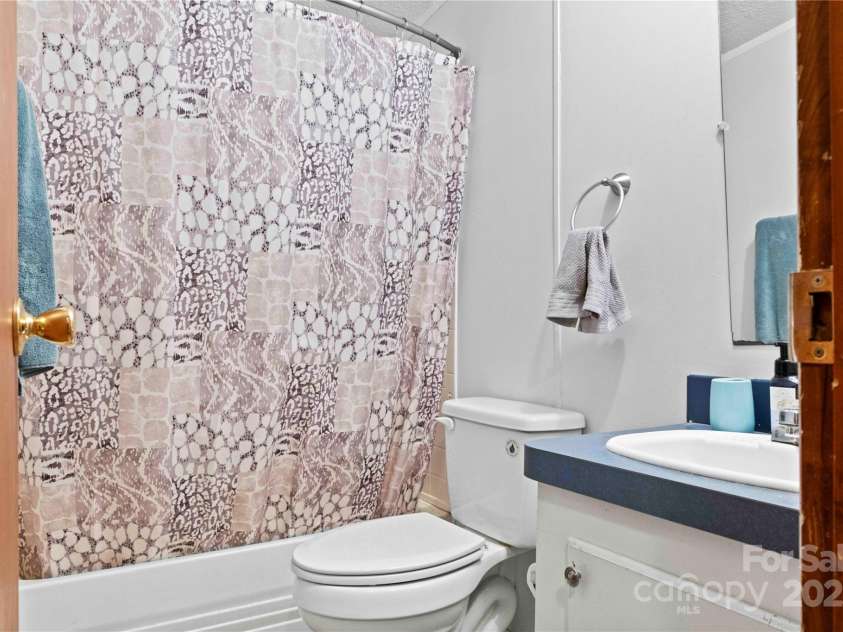 47 Garrett Drive, Nebo, NC 28761.  MLS# CAR4280885, YatesRealty ID 27543. 