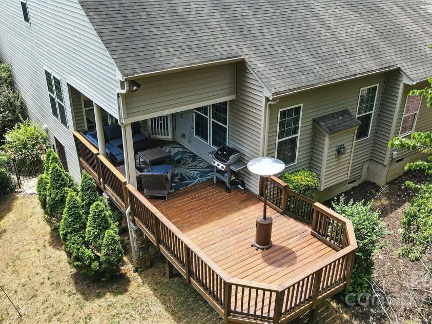 446 Leaf Arbor Court, Clover, SC 29710.  MLS# CAR4281228, YatesRealty ID 27544. 