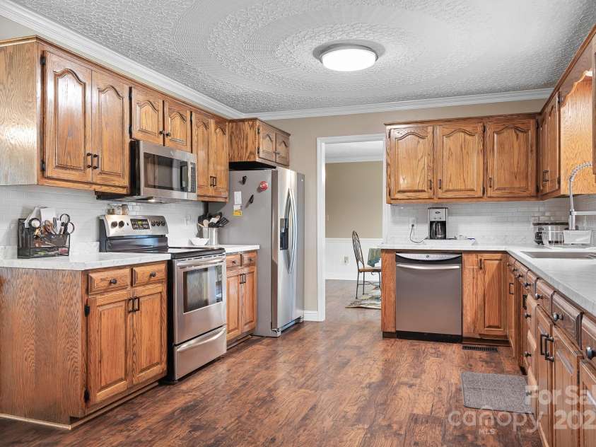 4026 Biggerstaff Road, Maiden, NC 28650.  MLS# CAR4266952, YatesRealty ID 27545. 