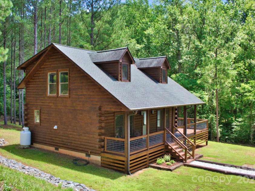 321 Hearthstone Drive, Union Mills, NC 28167.  MLS# CAR4283344, YatesRealty ID 27546. 